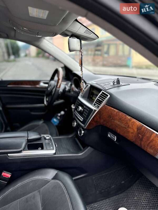 Внедорожник / Кроссовер Mercedes-Benz M-Class 2012 в Хусте фото 4 Внедорожник / Кроссовер Mercedes-Benz M-Class 2012 в Хусте