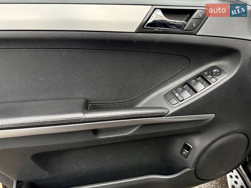 Позашляховик / Кросовер Mercedes-Benz M-Class 2008 в Києві фото 46 Позашляховик / Кросовер Mercedes-Benz M-Class 2008 в Києві
