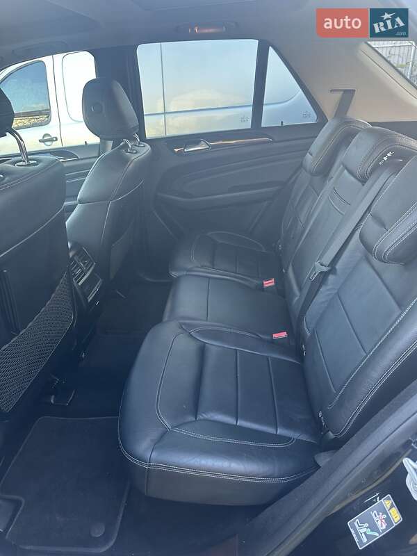 Внедорожник / Кроссовер Mercedes-Benz M-Class 2015 в Березному