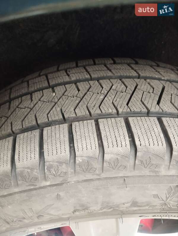 Внедорожник / Кроссовер Mercedes-Benz M-Class 2005 в Сумах