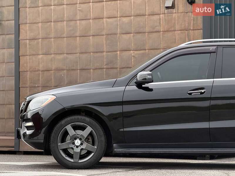 Позашляховик / Кросовер Mercedes-Benz M-Class 2013 в Києві