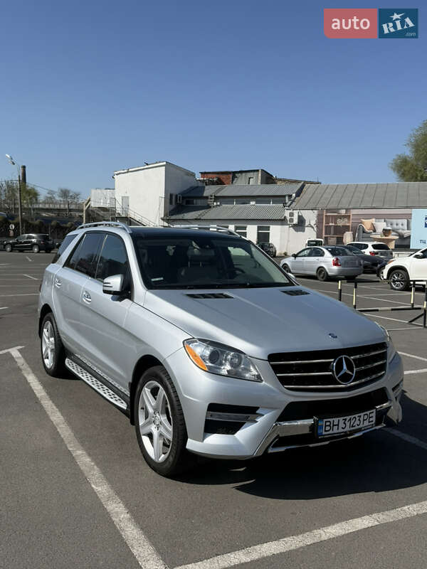 Позашляховик / Кросовер Mercedes-Benz M-Class 2013 в Одесі