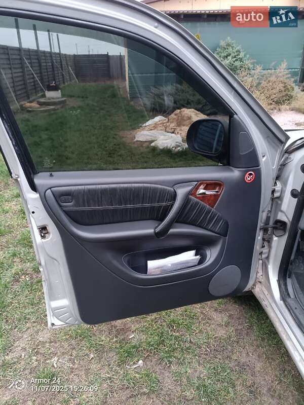 Внедорожник / Кроссовер Mercedes-Benz M-Class 1998 в Киеве