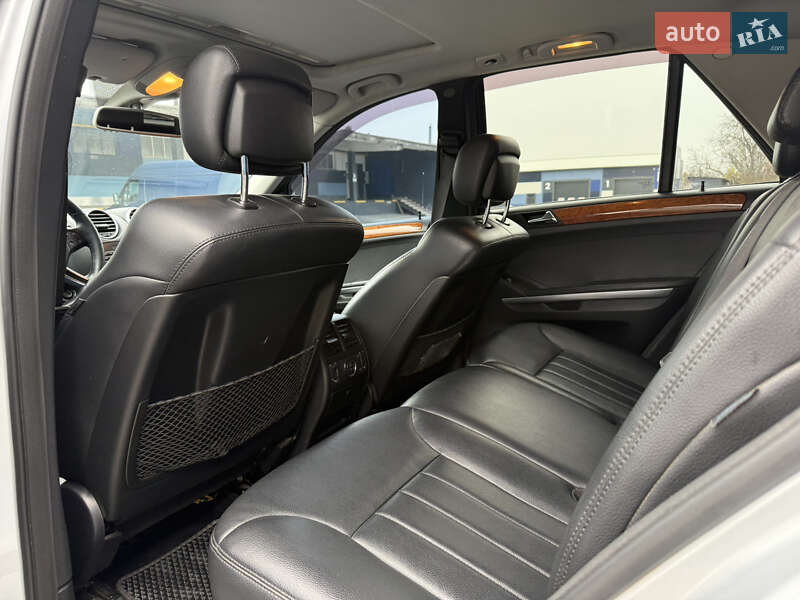 Позашляховик / Кросовер Mercedes-Benz M-Class 2008 в Рівному