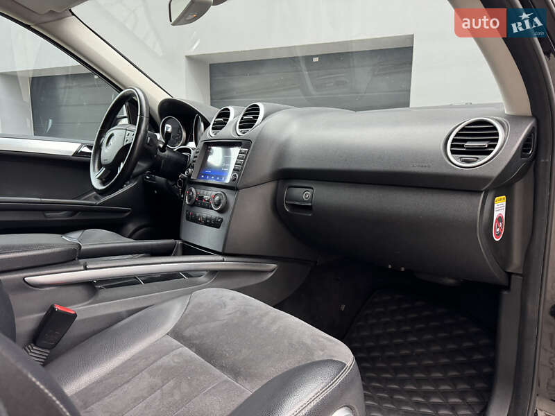 Внедорожник / Кроссовер Mercedes-Benz M-Class 2006 в Тернополе фото 33 Внедорожник / Кроссовер Mercedes-Benz M-Class 2006 в Тернополе