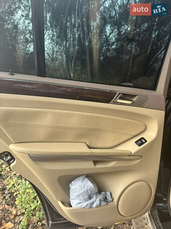 Внедорожник / Кроссовер Mercedes-Benz M-Class 2007 в Славянске фото 13 Внедорожник / Кроссовер Mercedes-Benz M-Class 2007 в Славянске