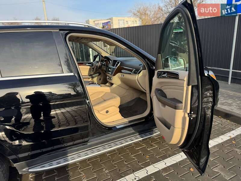 Внедорожник / Кроссовер Mercedes-Benz M-Class 2012 в Днепре