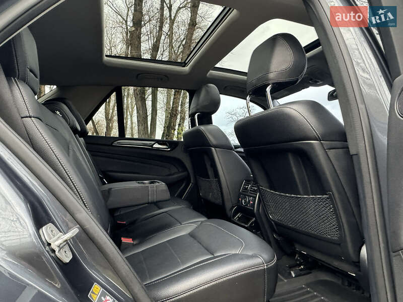 Внедорожник / Кроссовер Mercedes-Benz M-Class 2013 в Киеве