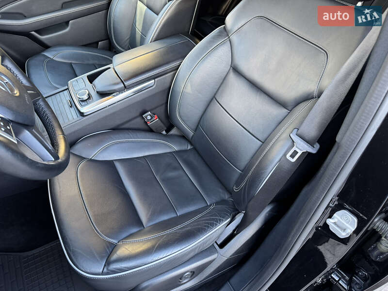 Внедорожник / Кроссовер Mercedes-Benz M-Class 2012 в Тернополе