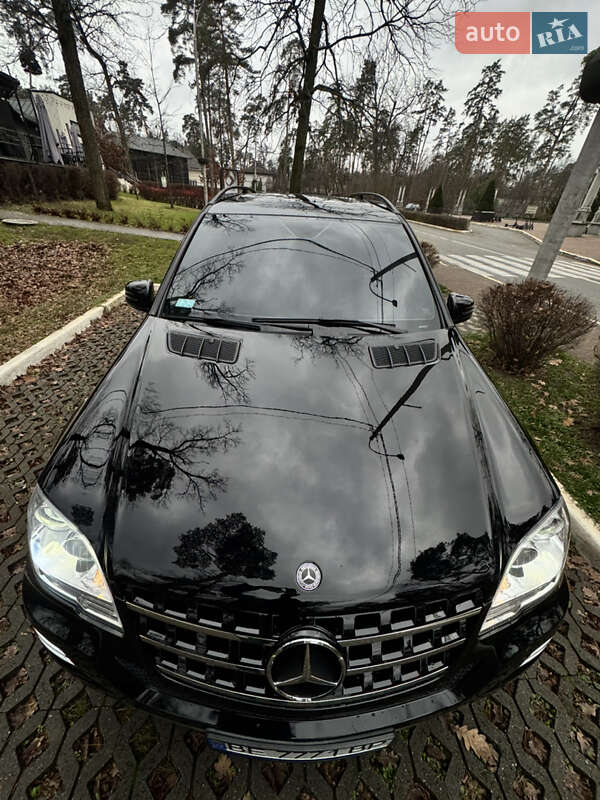 Внедорожник / Кроссовер Mercedes-Benz M-Class 2008 в Буче