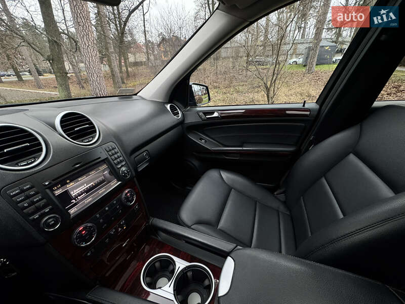 Внедорожник / Кроссовер Mercedes-Benz M-Class 2008 в Буче