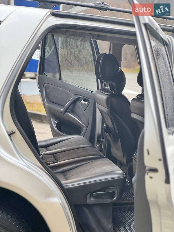 Позашляховик / Кросовер Mercedes-Benz M-Class 2001 в Рахові фото 13 Позашляховик / Кросовер Mercedes-Benz M-Class 2001 в Рахові