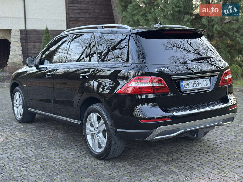 Внедорожник / Кроссовер Mercedes-Benz M-Class 2012 в Львове