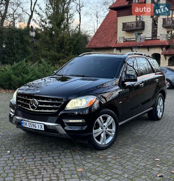 Внедорожник / Кроссовер Mercedes-Benz M-Class 2012 в Львове