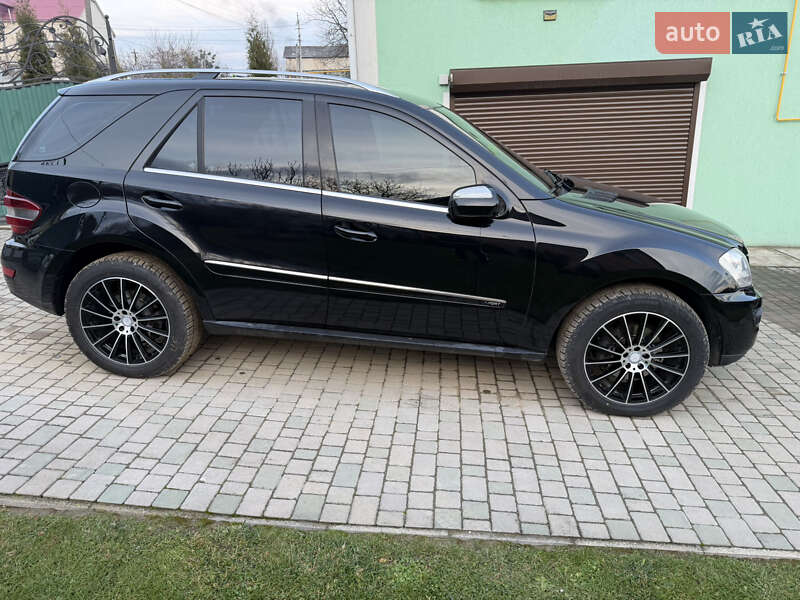Внедорожник / Кроссовер Mercedes-Benz M-Class 2008 в Черновцах фото 8 Внедорожник / Кроссовер Mercedes-Benz M-Class 2008 в Черновцах