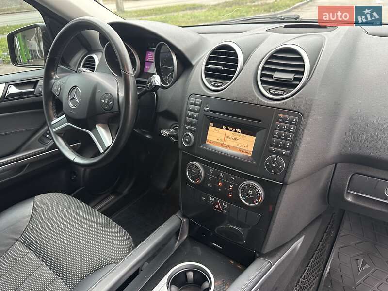Позашляховик / Кросовер Mercedes-Benz M-Class 2011 в Києві фото 35 Позашляховик / Кросовер Mercedes-Benz M-Class 2011 в Києві