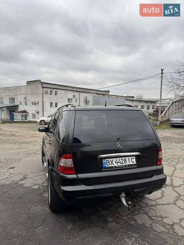 Внедорожник / Кроссовер Mercedes-Benz M-Class 2004 в Хмельницком фото 4 Внедорожник / Кроссовер Mercedes-Benz M-Class 2004 в Хмельницком