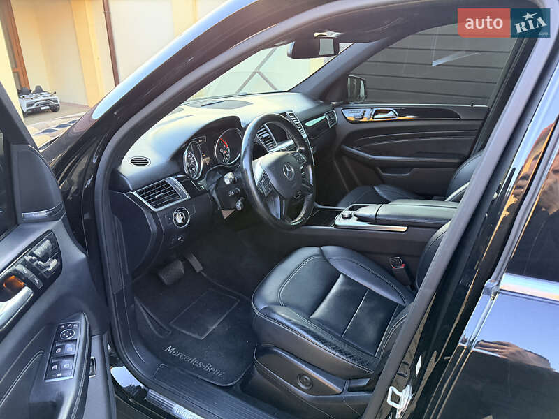 Внедорожник / Кроссовер Mercedes-Benz M-Class 2015 в Львове