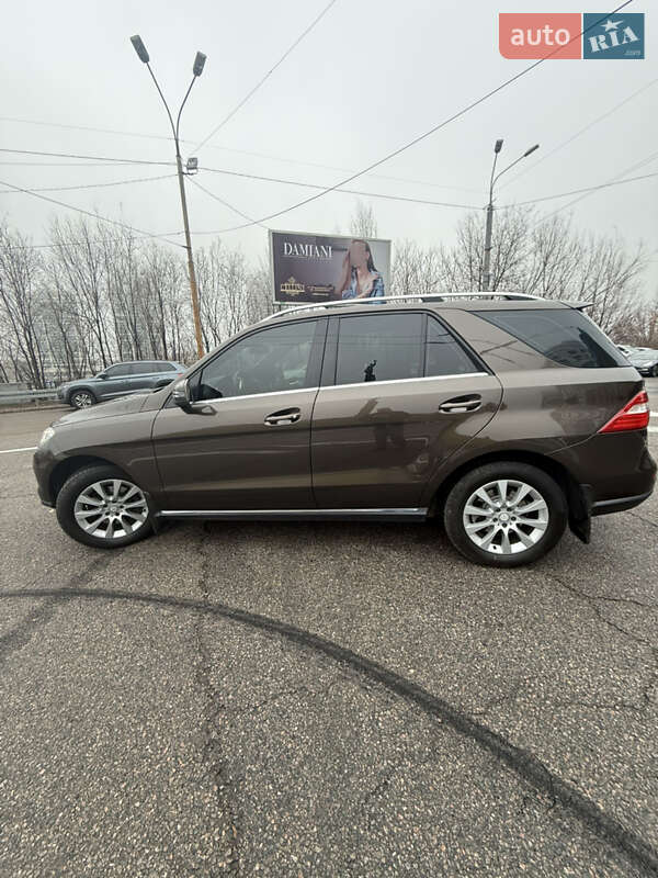 Внедорожник / Кроссовер Mercedes-Benz M-Class 2013 в Днепре