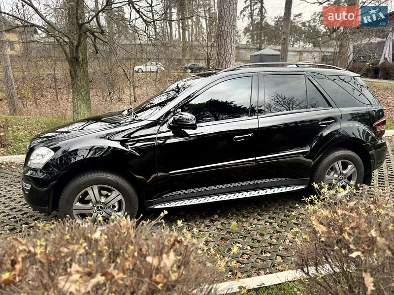 Внедорожник / Кроссовер Mercedes-Benz M-Class 2008 в Буче