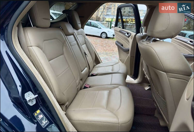 Внедорожник / Кроссовер Mercedes-Benz M-Class 2012 в Виннице