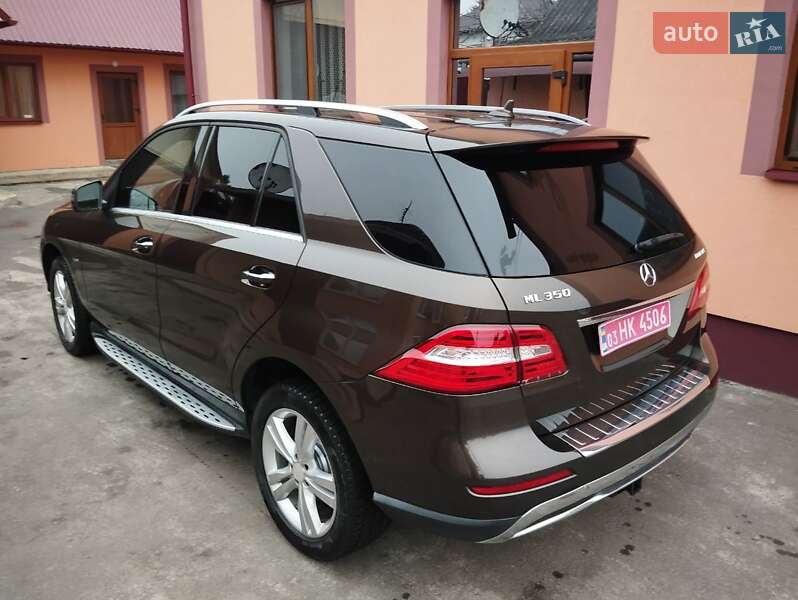 Внедорожник / Кроссовер Mercedes-Benz M-Class 2012 в Дубно