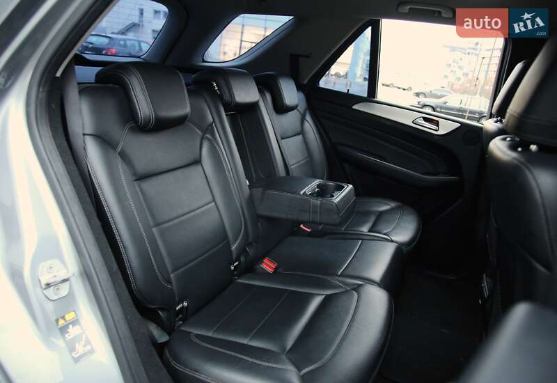 Позашляховик / Кросовер Mercedes-Benz M-Class 2012 в Харкові