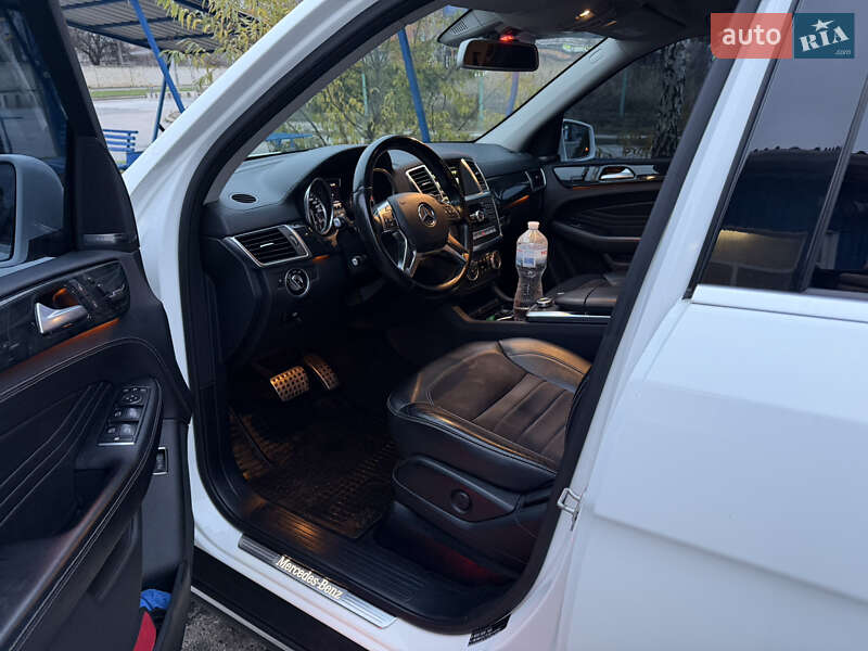 Внедорожник / Кроссовер Mercedes-Benz M-Class 2014 в Харькове фото 6 Внедорожник / Кроссовер Mercedes-Benz M-Class 2014 в Харькове