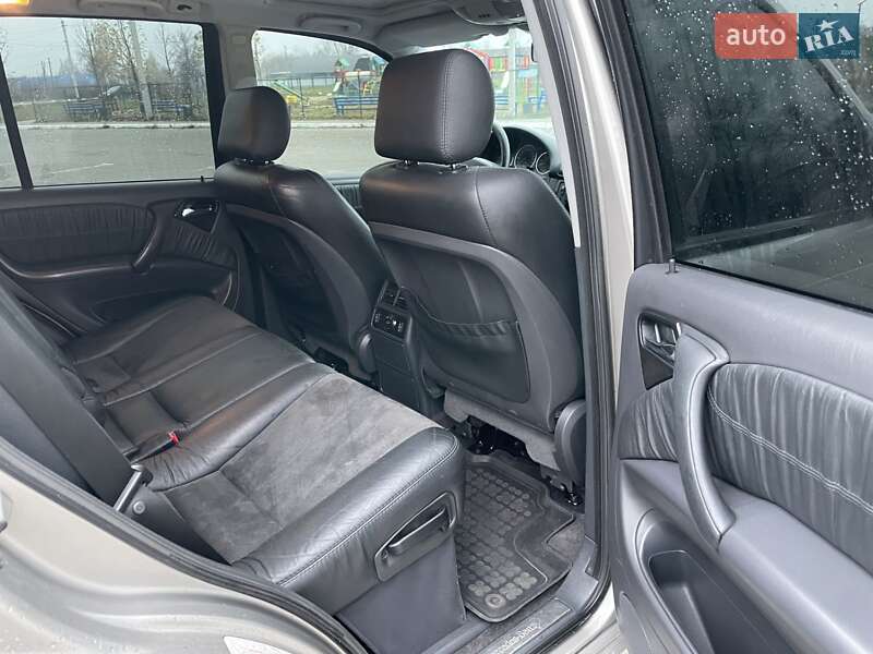 Позашляховик / Кросовер Mercedes-Benz M-Class 2005 в Шишаках