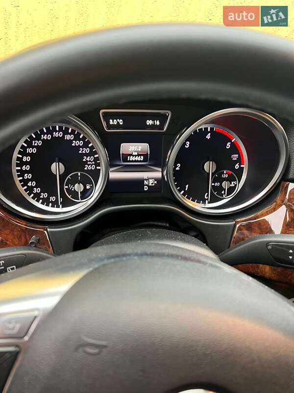 Внедорожник / Кроссовер Mercedes-Benz M-Class 2013 в Харькове