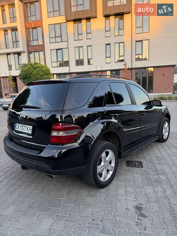 Позашляховик / Кросовер Mercedes-Benz M-Class 2006 в Умані фото 7 Позашляховик / Кросовер Mercedes-Benz M-Class 2006 в Умані