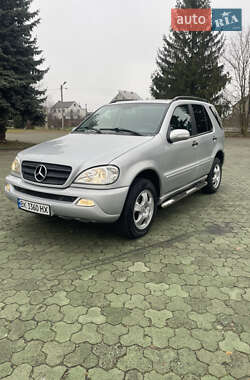 Позашляховик / Кросовер Mercedes-Benz M-Class 2003 в Дубні