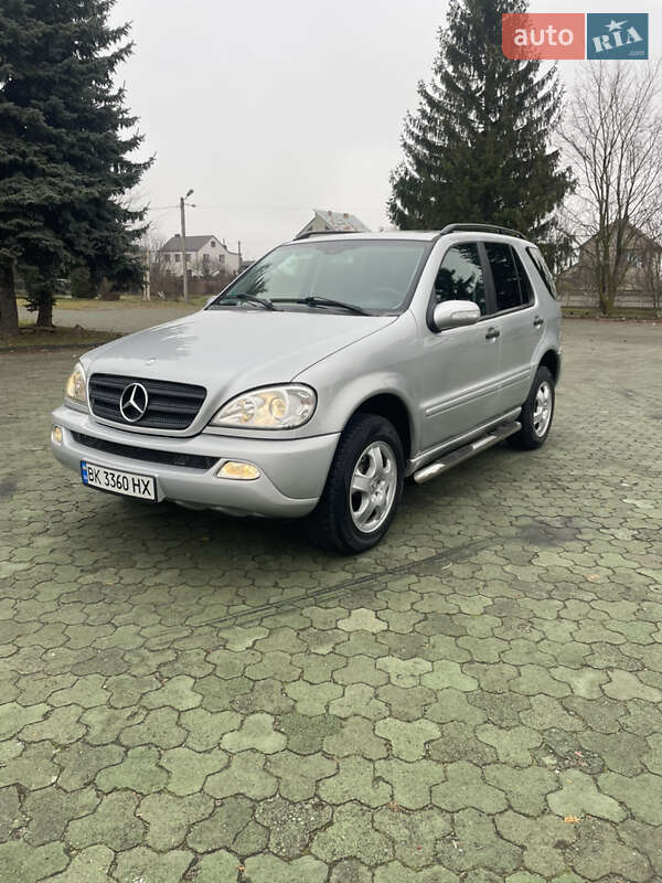 Внедорожник / Кроссовер Mercedes-Benz M-Class 2003 в Дубно