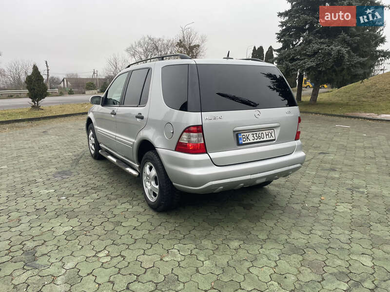 Внедорожник / Кроссовер Mercedes-Benz M-Class 2003 в Дубно