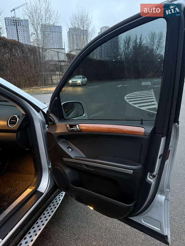 Позашляховик / Кросовер Mercedes-Benz M-Class 2008 в Києві
