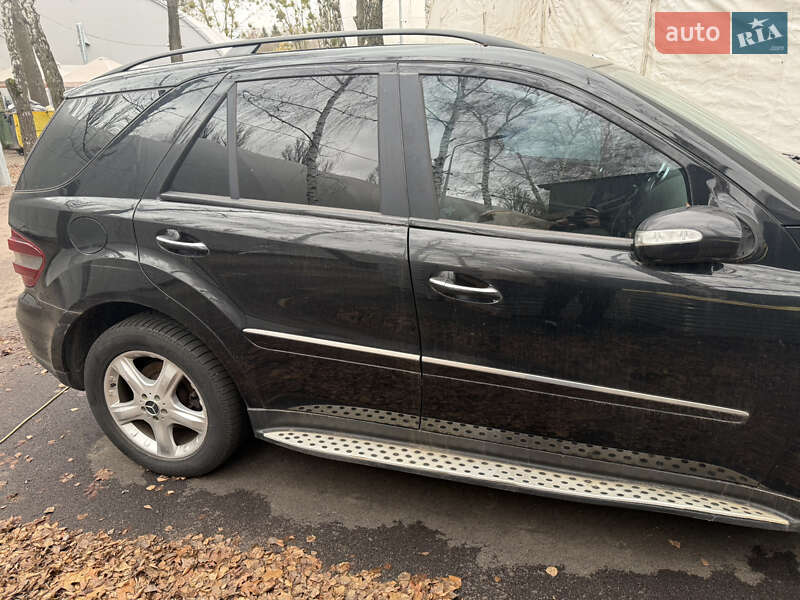 Внедорожник / Кроссовер Mercedes-Benz M-Class 2008 в Киеве