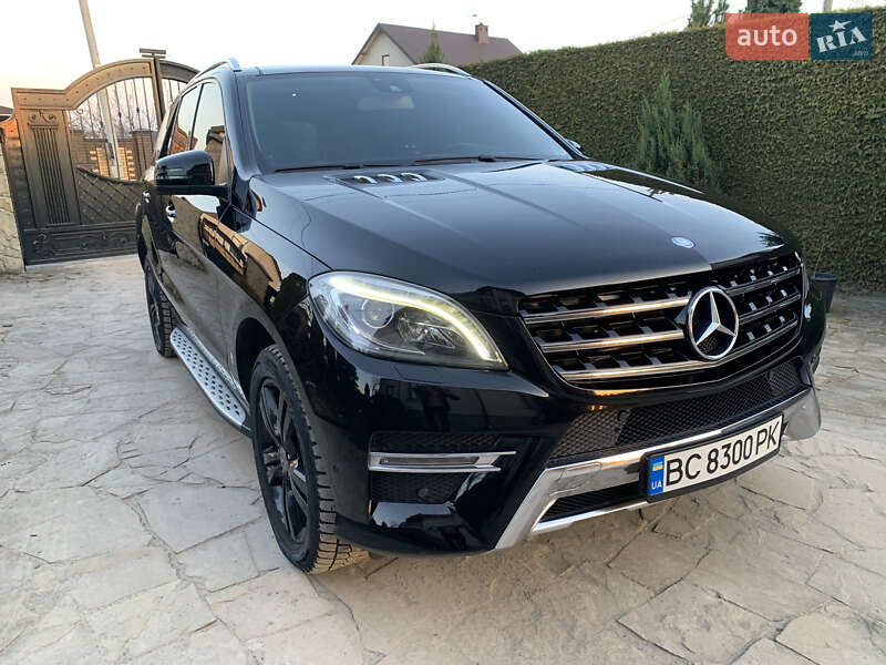 Внедорожник / Кроссовер Mercedes-Benz M-Class 2012 в Львове