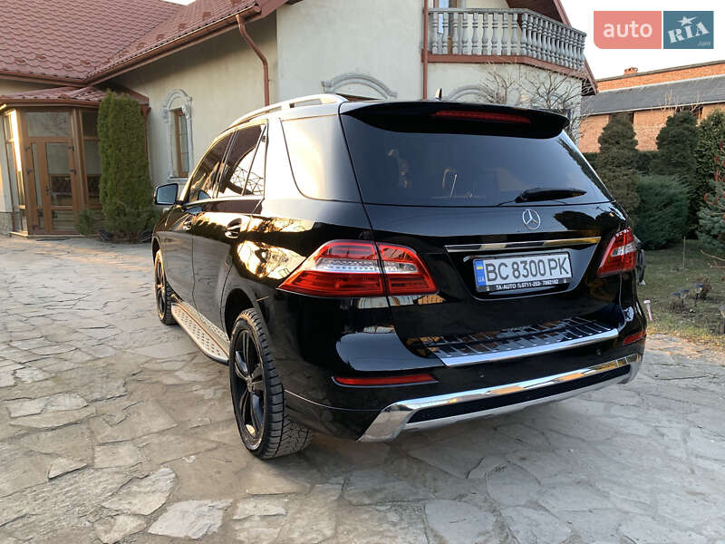 Внедорожник / Кроссовер Mercedes-Benz M-Class 2012 в Львове