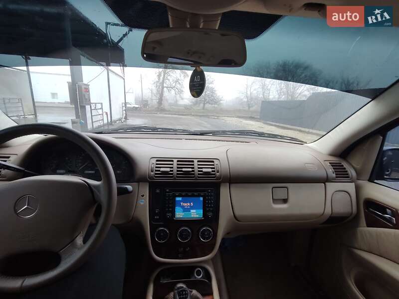 Внедорожник / Кроссовер Mercedes-Benz M-Class 2005 в Котельве