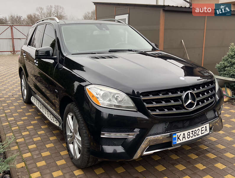 Внедорожник / Кроссовер Mercedes-Benz M-Class 2011 в Киеве фото Внедорожник / Кроссовер Mercedes-Benz M-Class 2011 в Киеве