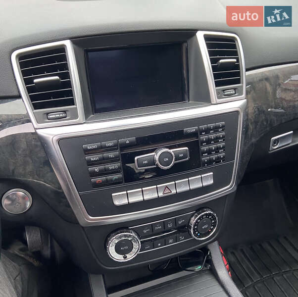 Внедорожник / Кроссовер Mercedes-Benz M-Class 2011 в Киеве фото 18 Внедорожник / Кроссовер Mercedes-Benz M-Class 2011 в Киеве