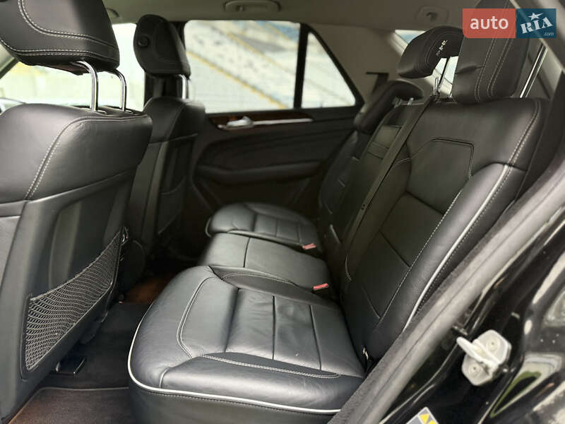 Позашляховик / Кросовер Mercedes-Benz M-Class 2012 в Одесі