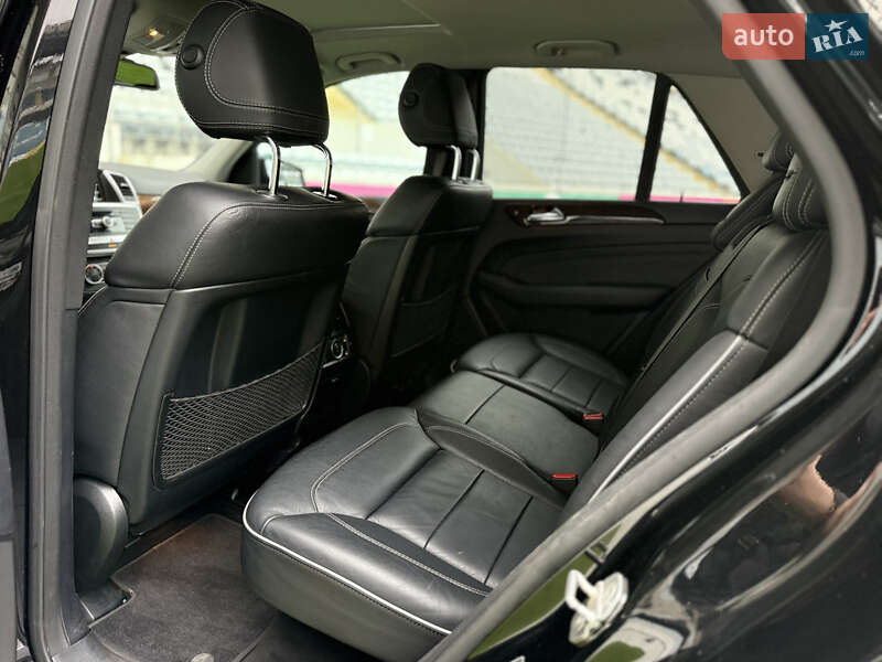 Позашляховик / Кросовер Mercedes-Benz M-Class 2012 в Одесі