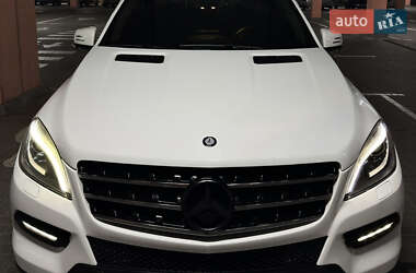 Позашляховик / Кросовер Mercedes-Benz M-Class 2013 в Києві