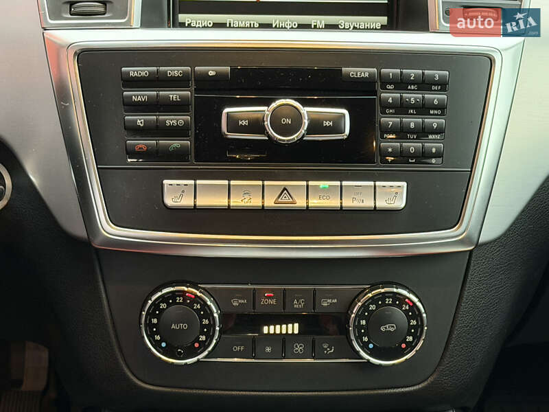 Позашляховик / Кросовер Mercedes-Benz M-Class 2013 в Києві