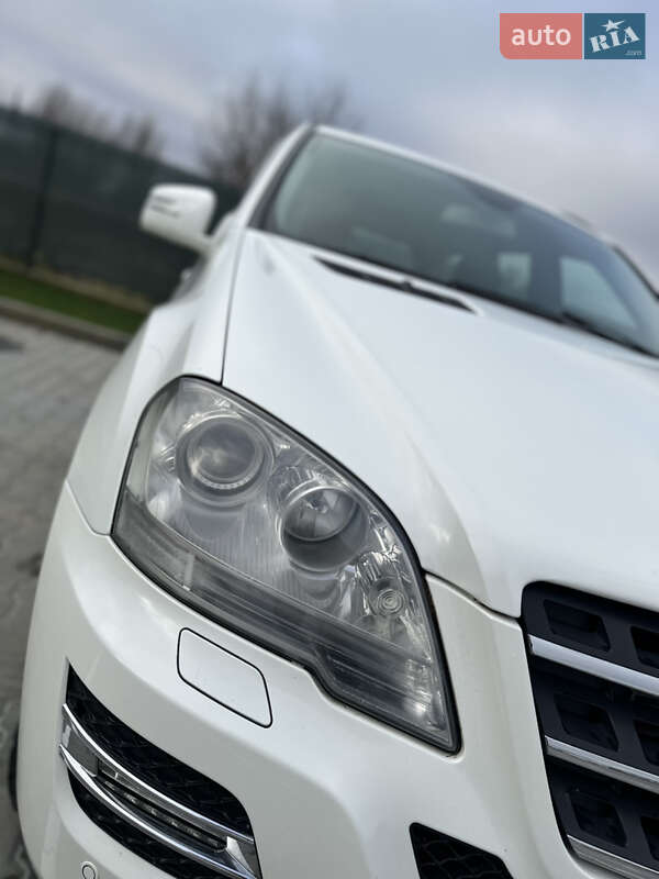 Позашляховик / Кросовер Mercedes-Benz M-Class 2011 в Вінниці фото 5 Позашляховик / Кросовер Mercedes-Benz M-Class 2011 в Вінниці
