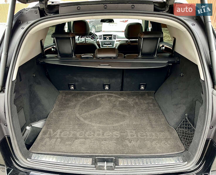 Внедорожник / Кроссовер Mercedes-Benz M-Class 2013 в Киеве