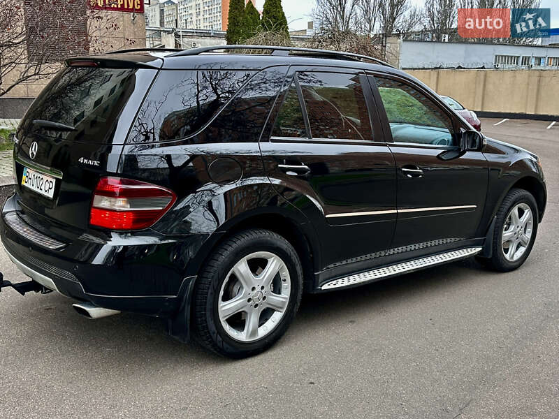 Позашляховик / Кросовер Mercedes-Benz M-Class 2008 в Одесі