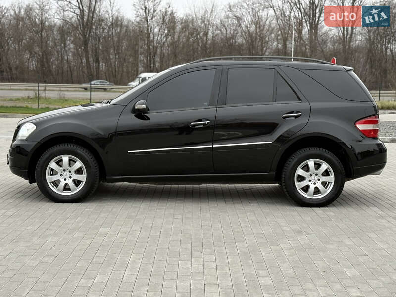 Позашляховик / Кросовер Mercedes-Benz M-Class 2007 в Чернівцях фото 23 Позашляховик / Кросовер Mercedes-Benz M-Class 2007 в Чернівцях