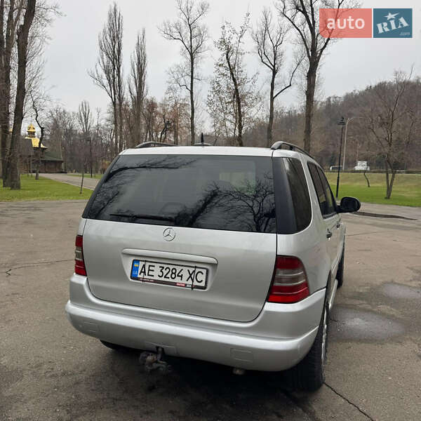 Внедорожник / Кроссовер Mercedes-Benz M-Class 2001 в Киеве